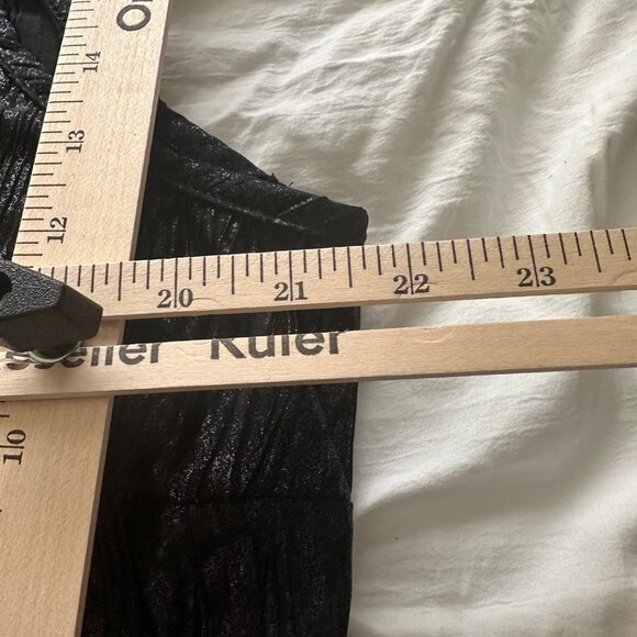 Susan Graver Black Metallic Crinkle Sleeveless Tank Top 2X Capsule Foundation - Picture 5 of 6